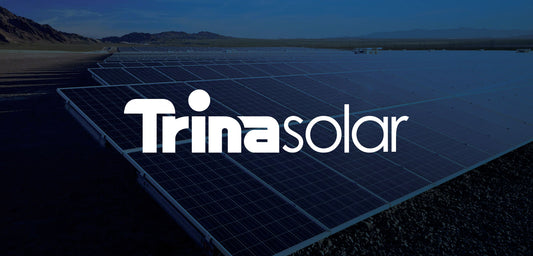 Logo Trinasolar sur un parc solaire, partenaire d'Ecostal Group depuis 2016